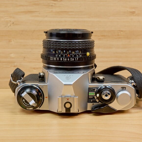 Pentax ME 35mm SLR Film Camera, with SMC Pentax-M 50mm 1.7 lens - Picture 6 of 8